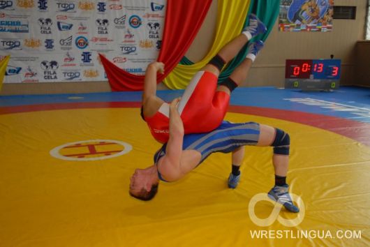 Фоторепортаж с прошедшего Чемпионата Украины по греко-римской борьбе в Мариуполе