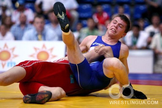 Фоторепортаж с юниорского чемпионата мира по греко-римской борьбе