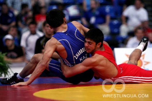 Фоторепортаж с юниорского чемпионата мира по греко-римской борьбе