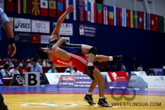 Фоторепортаж с юниорского чемпионата мира по греко-римской борьбе