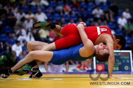 Фоторепортаж с юниорского чемпионата мира по греко-римской борьбе