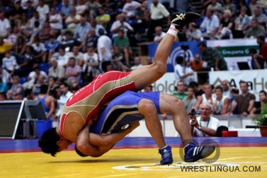 Фоторепортаж с юниорского чемпионата мира по греко-римской борьбе