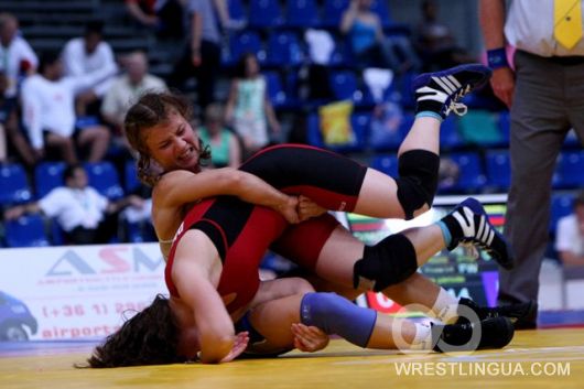 Фоторепортаж с чемпионата мира по спортивной борьбе среди юниорок