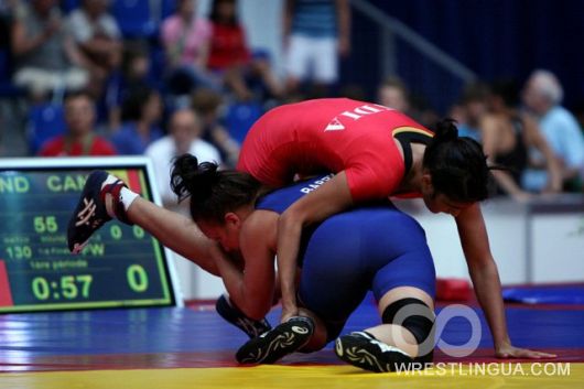 Фоторепортаж с чемпионата мира по спортивной борьбе среди юниорок