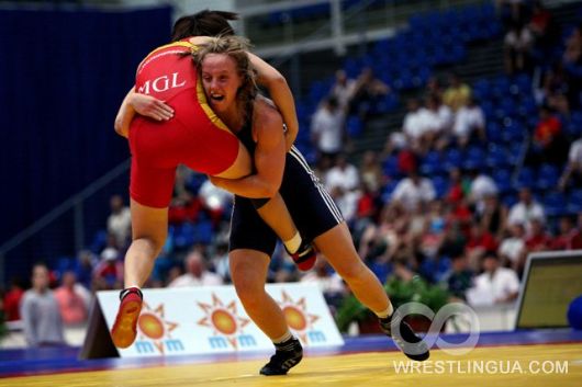 Фоторепортаж с чемпионата мира по спортивной борьбе среди юниорок