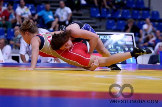 Фоторепортаж с чемпионата мира по спортивной борьбе среди юниорок