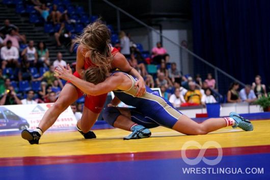 Фоторепортаж с чемпионата мира по спортивной борьбе среди юниорок