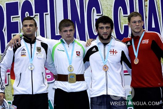 Результаты первого дня Чемпионата мира по Греко-римской борьбе среди молодежи. Паттайя 2012